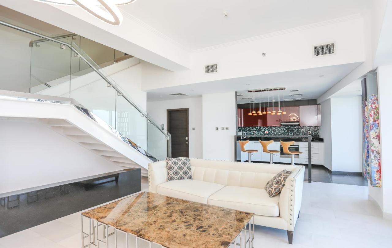 Апартаменты Penthouse In Dubai Marina , Cayan Tower , Sea View Экстерьер фото